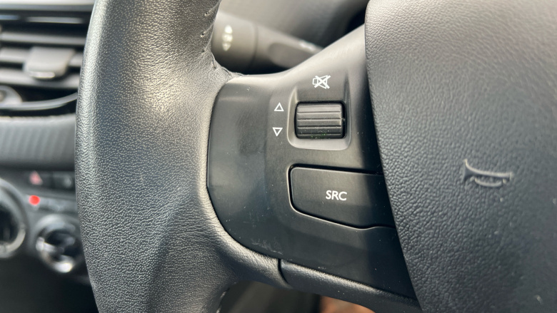 Peugeot 208 1.2 PureTech 82 Active 5dr Petrol Hatchback